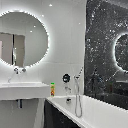 Віп Апартаменти В Районі Автовокзалужк Great House,Жк Арена,Поблизу Обласноі Лікарні Rivne Extérieur photo
